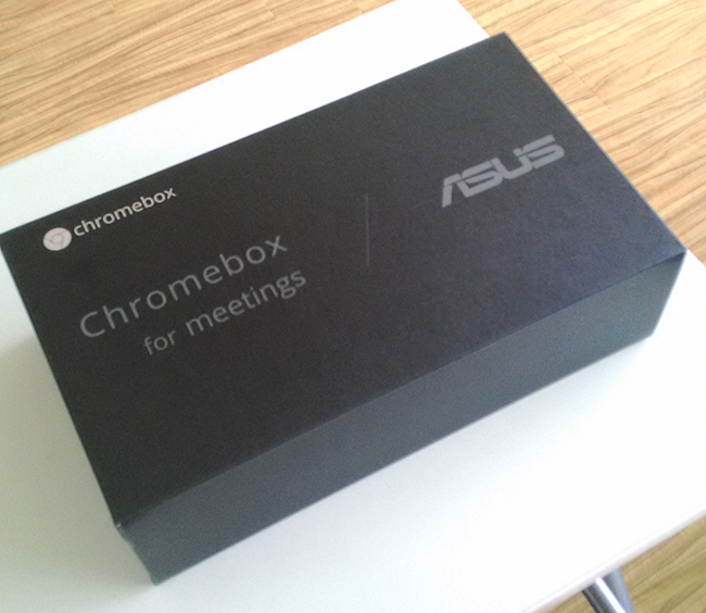 Chromebox の箱